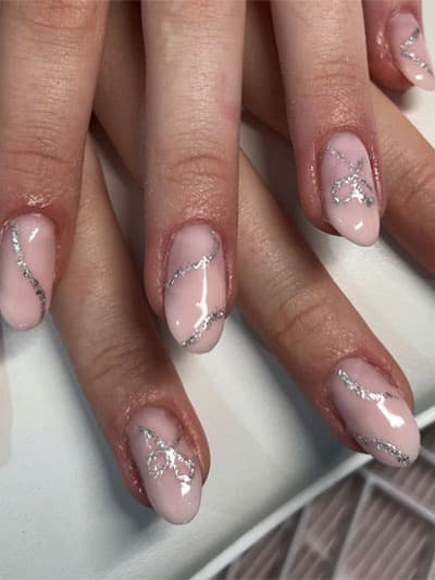 Intretinere Unghii cu Gel - 11