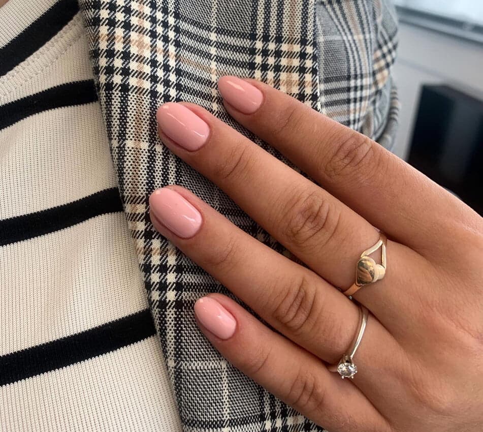 Manichiura cu Oja Semipermanenta - 2