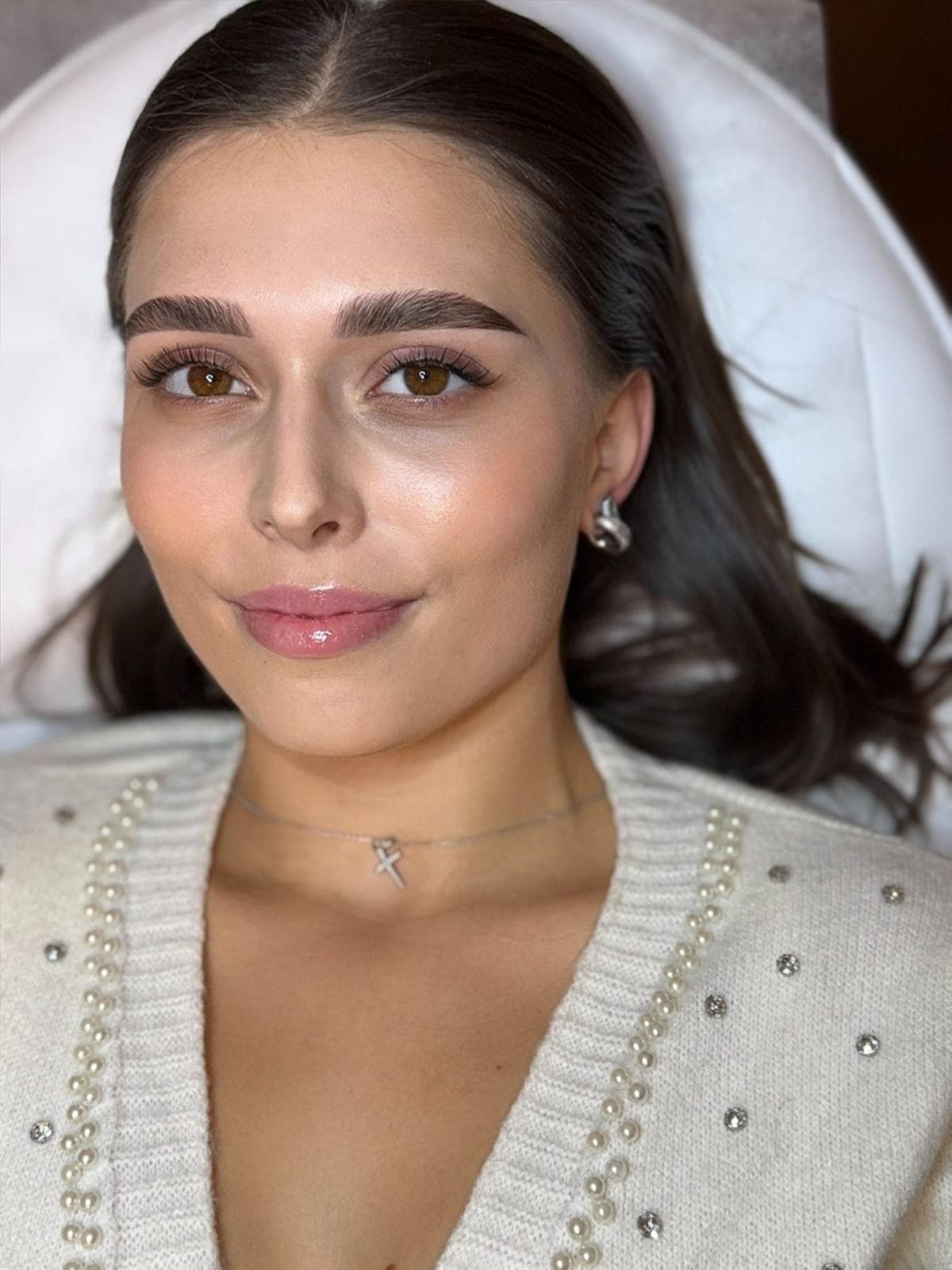 Pensat sprâncene - 1