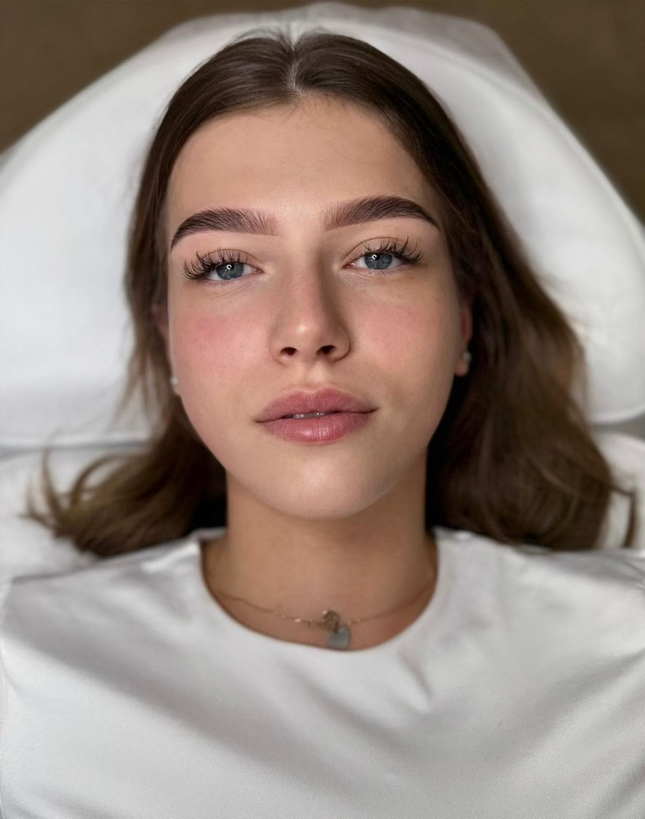 Pensat sprâncene - 5