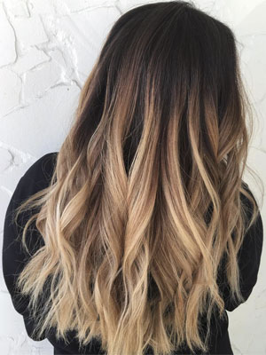 Păr vopsit ombré, șuvițe blond. 6 Par vopsit ombre suvite blond12