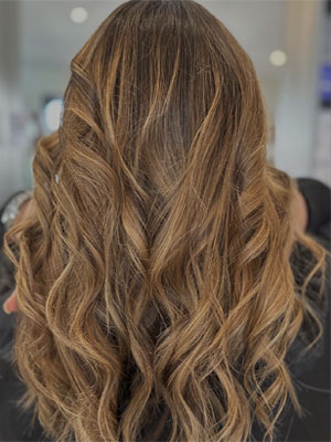 Păr vopsit ombré, șuvițe blond. 8 Par vopsit ombre suvite blond6